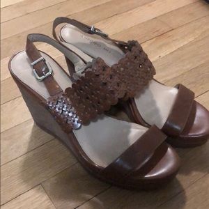 Tan wedges